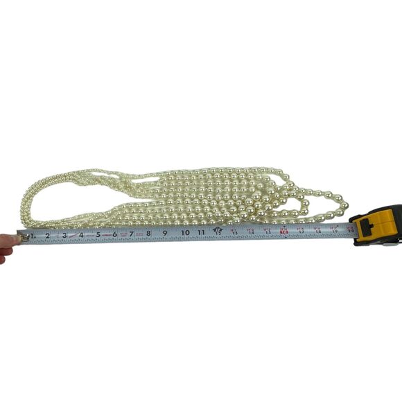 Faux Large Cream Round Pearl Multi Strand Graduated Necklace Vintage 20" - Picture 4 of 5